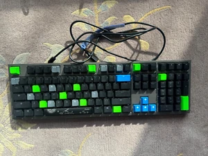 Ducky Shine 7 Gunmetal RGB LED Double Shot PBT Mechanical Keyboard Cherry MX Bro - Picture 1 of 4