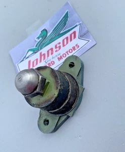 JOHNSON EVINRUDE 377198 379022 305354 RUBBER MOTOR MOUNT 35 & 40HP 59 to 70 NICE - Picture 1 of 3