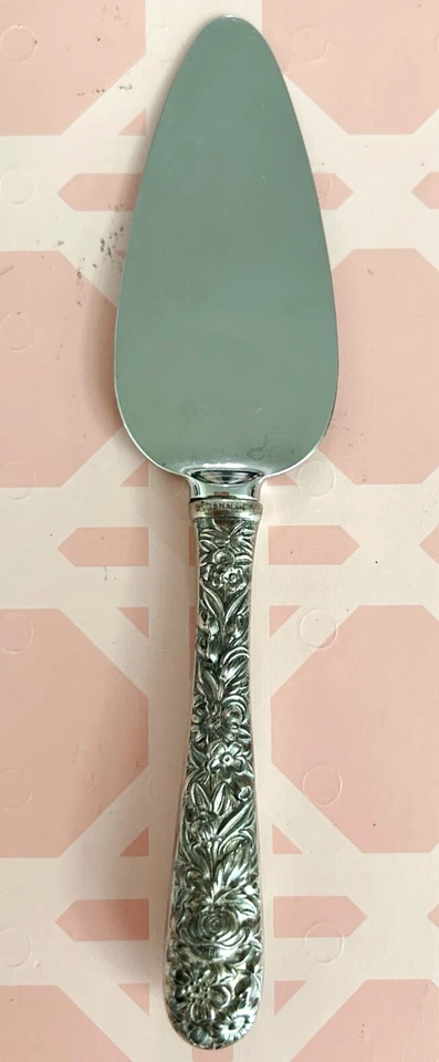 S. Kirk & Son Repousse Mango Esterlina Hoja Inoxidable 6 5/8" Servidor de Queso De Colección Foto 1 de 2