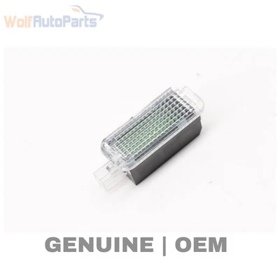 AUDI A3 SPORTBACK E-TRON 2016-2018 - Luz interior LED 4E0947415A Foto 1 de 4