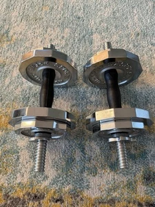 Pair of Sports Authority Standard Size adjustable dumbbells With Weight Plates - Picture 1 of 8