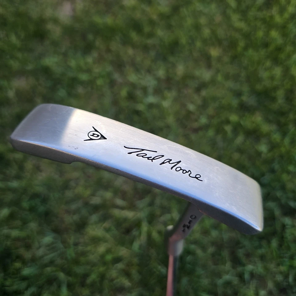 "Putter de hoja Tad Moore TM10 de Dunlop eje y agarre originales 35"" diestro usado en excelente estado" Foto 1 de 4