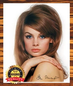 Jean Shrimpton - Autographed Signed 8x10 photo (Model, Actress) - REPRINT - Picture 1 of 4