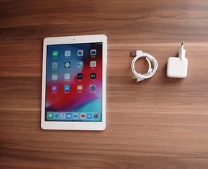 Apple iPad Air 1  9,7" 16GB WiFi A1474 weiss white TOP - Bild 1 von 2