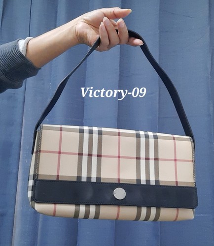 Autentica borsa donna Burberry London con patta tracolla in tela vendo!