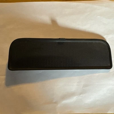 2008-2015 VOLVO S80 CENTER CONSOLE TRAY RUBBER INSERT MAT ASSEMBLY GENUINE OEM - Image 1 of 3