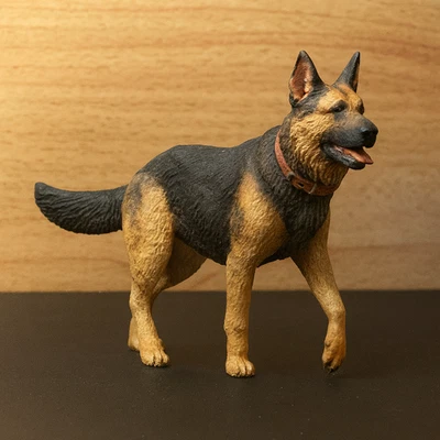 Running German Shepherd Alsatian Multi-Scale Dog Figure A43 – - Image 1 of 4