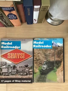 Railway Magazines Model Railroader Magazine May & October 1971 Good Condition - Picture 1 of 5