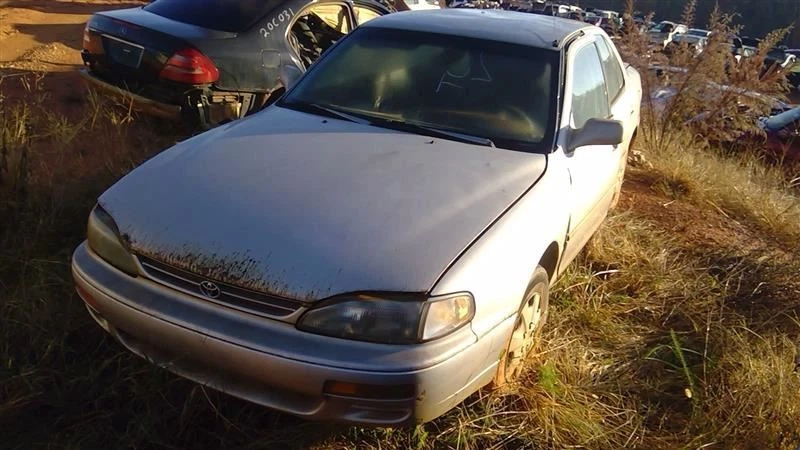 Radiador 4 cilindros compatível com 92-96 Toyota Camry fabricante de equipamento original - Imagem 1 de 4