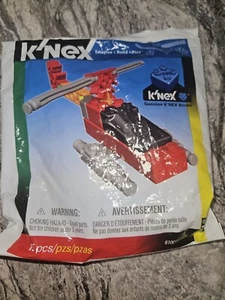 K'NEX Helicopter Intro Building Set 15 PCS New Sealed #61001/69936 2007 - Picture 1 of 2
