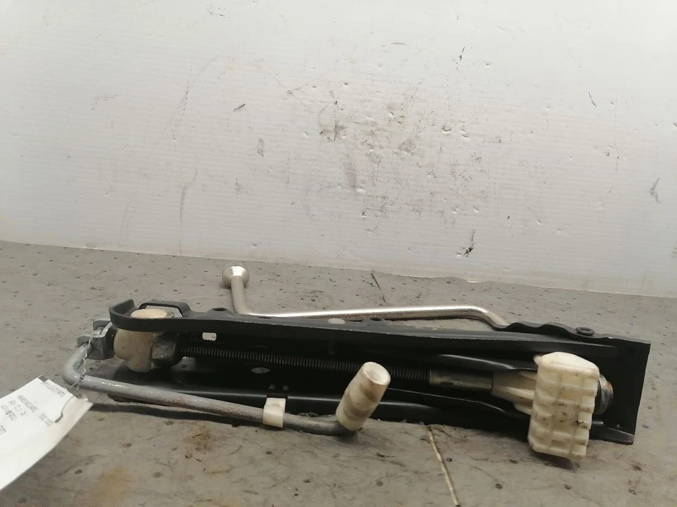 330CI 2002 Jack 1465108 Foto 1 de 4