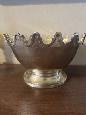 Vintage Large Brass Crown Bowl Planter 10” X 7” - Image 1 of 4