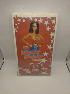 Vintage 1978 Lynda Carter WONDER WOMAN 200 Piece Jigsaw Puzzle SEALED NEW - Picture 1 of 10