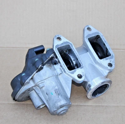 Dodge Ram 2500 3500 2019-2024 OEM 6,7 L válvula de enfriamiento Cummins Foto 1 de 4