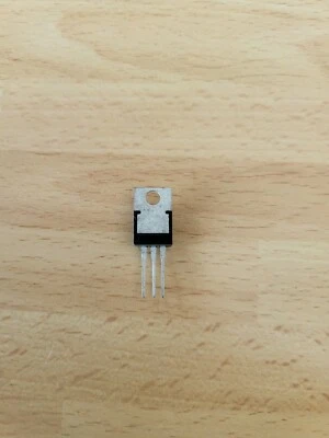 SPP20N60C3  20N60C3 MOSFET 600V 20.7A 208W TO220-3, Infineon - Image 1 of 2