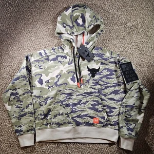 Under Armour Project Rock Veterans Day Fleece Hoodie Women's Size XS 1373610 - Picture 1 of 11