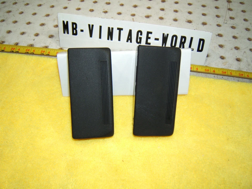 2 Ceniceros Original BMW 89-94 E34 525i 535i 540i Sedán Puertas Traseras Plástico Negro Foto 1 de 4