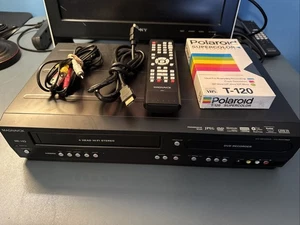 Magnavox ZV427MG9 DVD VCR Combo HDMI 1080p Tested w/Cables VHS Tape Remote READ - Picture 1 of 16