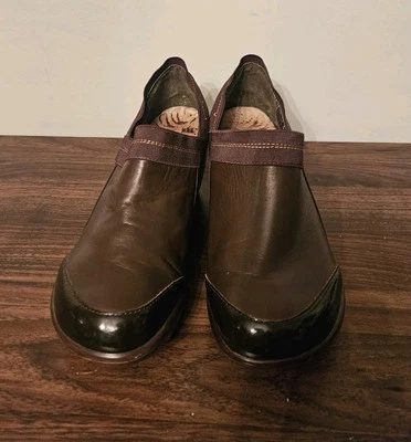 Zuecos Jambu Cali para mujer talla 9 cuero marrón cómodos usados en excelente estado Foto 1 de 4