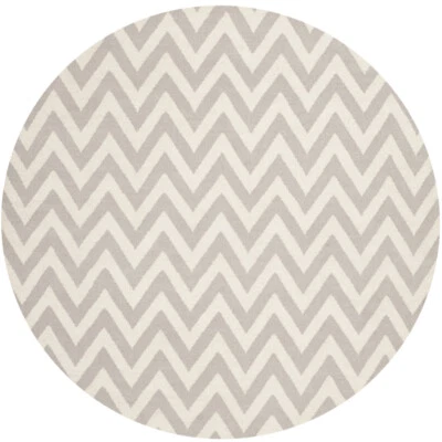 SAFAVIEH Dhurries DHU557C Handwoven Grey / Ivory Rug - Image 1 of 4