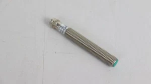 Baumer Induktiver Näherungsschalter IFRM 08P1702/S35L TOP ZUSTAND - Bild 1 von 2