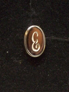 Prendedor de solapa vintage letra E Tie Tack escritura inicial tono plata cadena hematita - Imagen 1 de 5