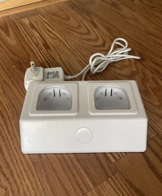 Psyclone Essentials Wii Controller Dual Recharge Charge Station PSE530 2 Control - Image 1 of 4