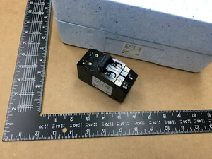 (Qty = 1) DA2-B0-34-620-121-C Carling, 20A 480VAC/65VDC, Circuit Breaker - Picture 1 of 3