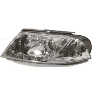 Set Scheinwerfer für VW Passat B5 3BG 00-05 klar/chrom LED Tagfahrlicht 1015093 - Bild 1 von 1