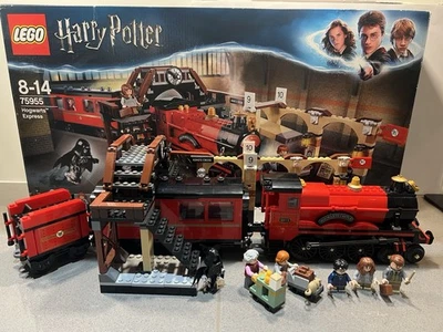 LEGO Harry Potter Hogwarts Express Train Set 75955 with Instructions - Image 1 of 4