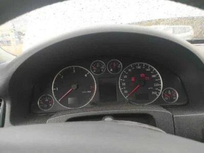 4Z7920900CV quadro strumenti per AUDI A6 AVANT (4B5) ALLROAD 2001 4863298 - Imagem 1 de 3