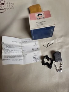 Delco Float & Insert Pk. 17067445 - Picture 1 of 4