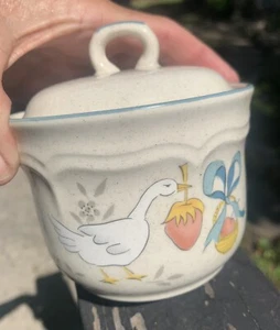 Vintage INTERNATIONAL China Marmalade Geese Sugar Bowl  w/ Lid~Japan - Picture 1 of 15