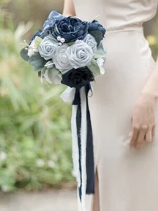 7-inch Ling’s Moment Wedding Bouquet - Picture 1 of 2