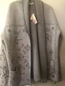 💕JOHNNY WAS QUIQUE PAISLEY WOOL/CASHMERE KNIT CARDIGAN GREY-SZ-L- NWT - Picture 1 of 2