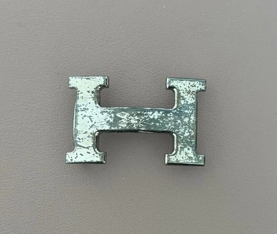 Hermès Original Metallic H Belt Buckle. For Man Belt Used - Image 1 of 4