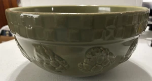 Signature stoneware Home Grown Green large mixing/serving bowl 10" artichokes - Picture 1 of 5
