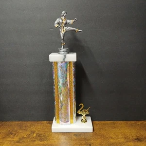 Trofeo de Artes Marciales 14.5" de Colección 2do Lugar, Karate Taekwondo Judo - Imagen 1 de 5