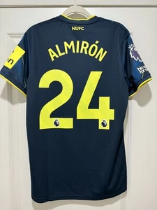 Miguel Almiron #24 Mens MEDIUM Castore Newcastle United Third Jersey Fan Version - Picture 1 of 15