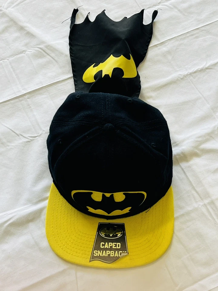 Новый Batman DC Comics шляпа черный и желтый бейсболки кепка Flatbill с плащом - Изображение 1 из 3