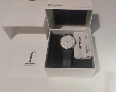Reloj de pulsera ISSEY MIYAKE NYAJ706 F analógico Ichiro Iwasaki SEIKO para hombre diseñador japonés Foto 1 de 4