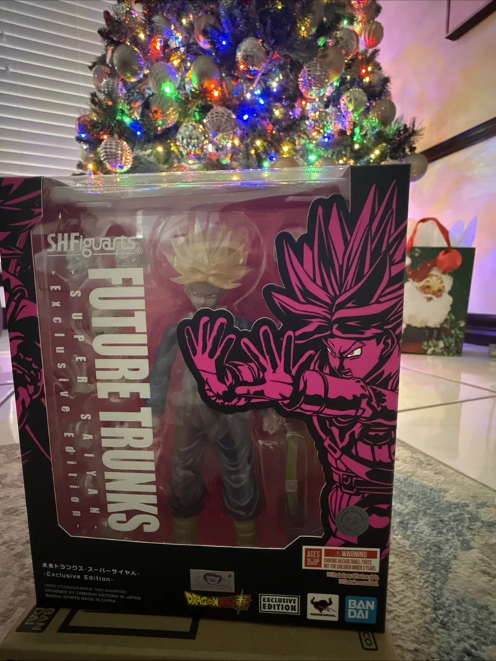 S.H. Figuarts Future Trunks Super Saiyan SDCC 2024 Эксклюзивное издание Tamashii Nat - Изображение 1 из 1