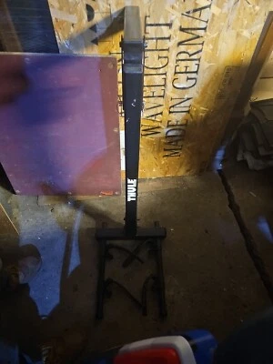 Portaenganches Thule Roadway, 2 bicicletas, receptor 912 de 1-1/4" (sin adaptador de 2"") Foto 1 de 3