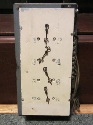 Antiguo panel de mayordomo anunciador de 8 estaciones Partrick Wilkins COMO ESTÁ PARA PIEZAS Foto 1 de 4