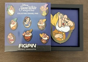 Disney Mini Mystery Figpin Snow White and Seven Dwarfs Sneezy Y289 Common Locked - Picture 1 of 3