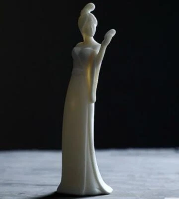 Estatueta de beleza clássica cerâmica porcelana branca chinesa 6,1" 3 - Imagem 1 de 3