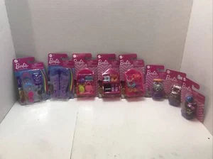 Barbie Doll Mattel Accessories Lot Of 8 Handbags And Shoes Fashion Necklace Pet - Picture 1 of 9