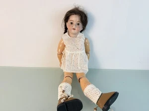 Künstlerpuppe alte Sammler Porzellankopf Puppe 60 cm Zustand siehe Fotos  - Picture 1 of 3