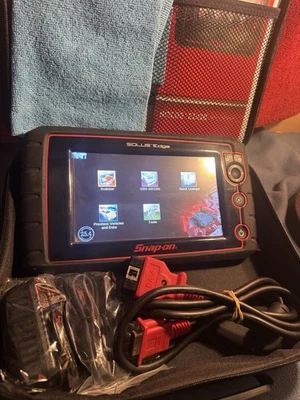 2025 SNAP ON SOLUS EDGE SCANNER SNAPON TOOL EESC320 VERSION 25.4 EURO ASIAN US ! - Image 1 of 4