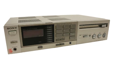 Vintage Sony STR-VX200 Stereo FM/AM Receiver Made In Japan - Image 1 of 4